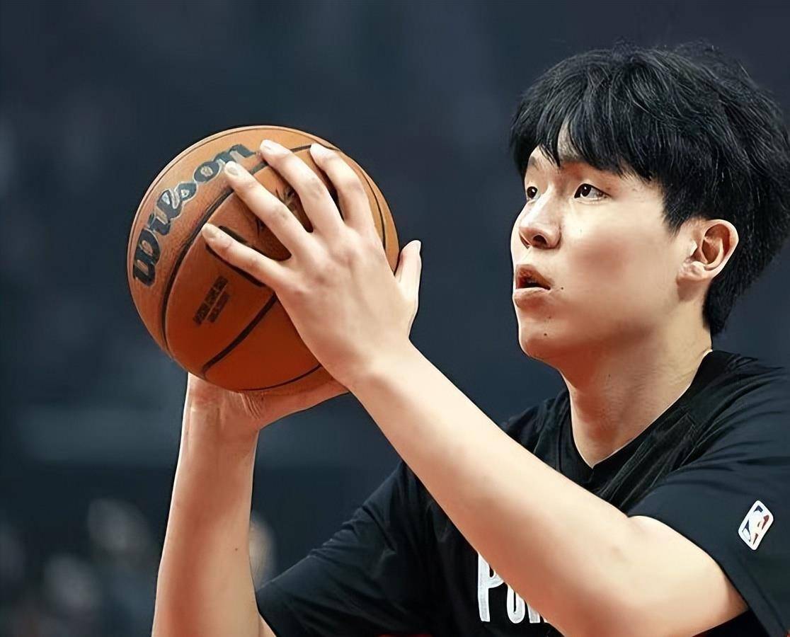 jiuyou游戏中心-CBA常规赛今晚走向成谜；瓦伦西亚造点机会；悬念犹存；心理建设被强调的简单介绍