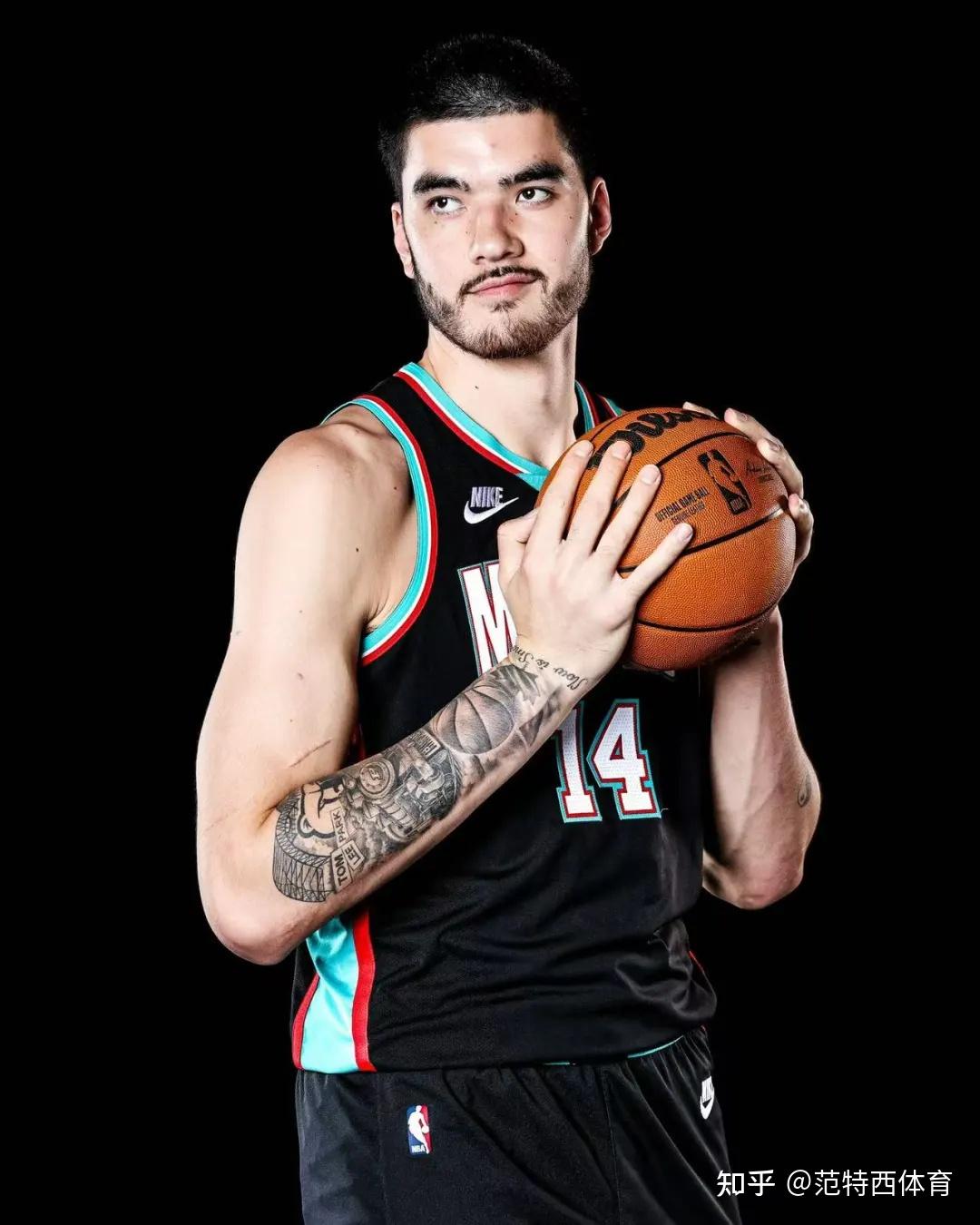 九游官方平台-关于孟菲斯灰熊发布备战花絮，今晚战术微调，NBA季后赛任务艰巨，球探报告显示潜力的信息